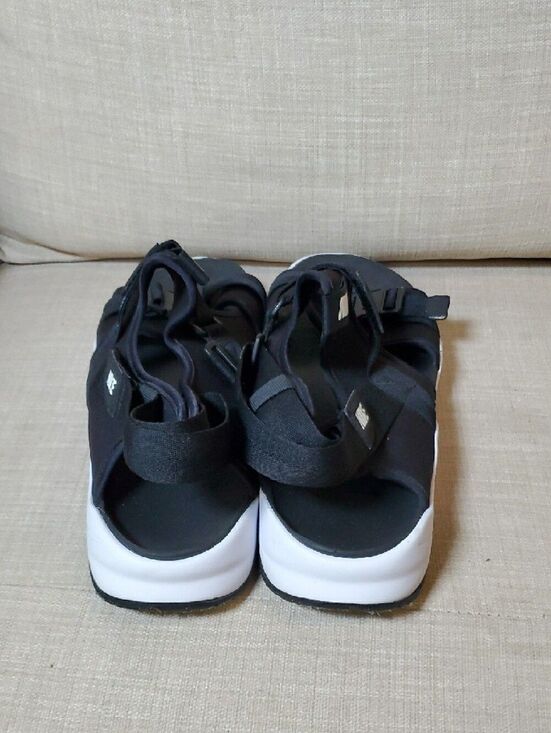 Nike Black and White Adjustable Athletic Sandals Men US 15 main image 5